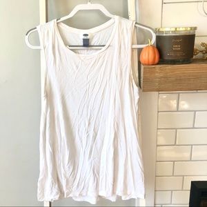 Old Navy white tank